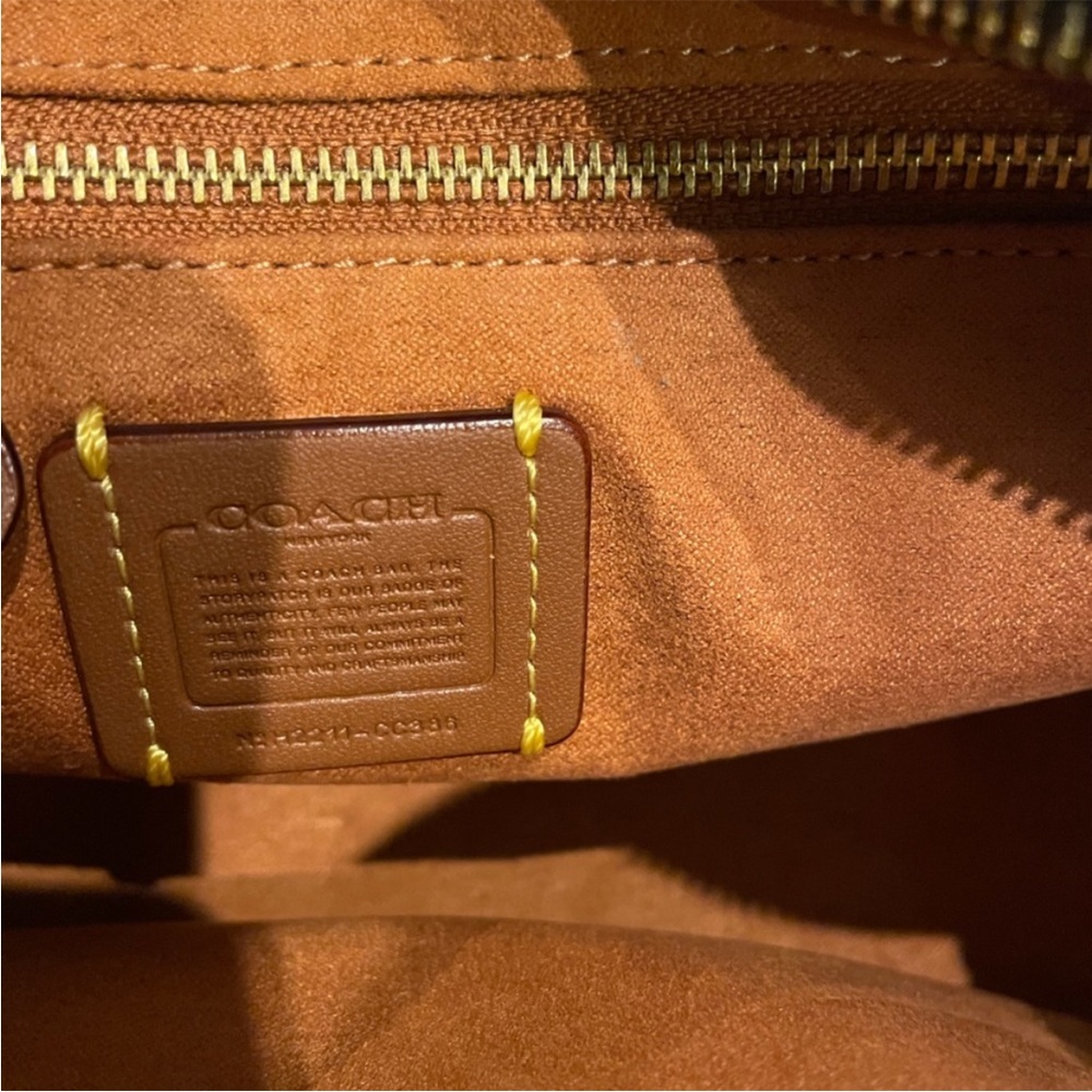 Coach Camera Crossbody Bag - Picture 7 of 8